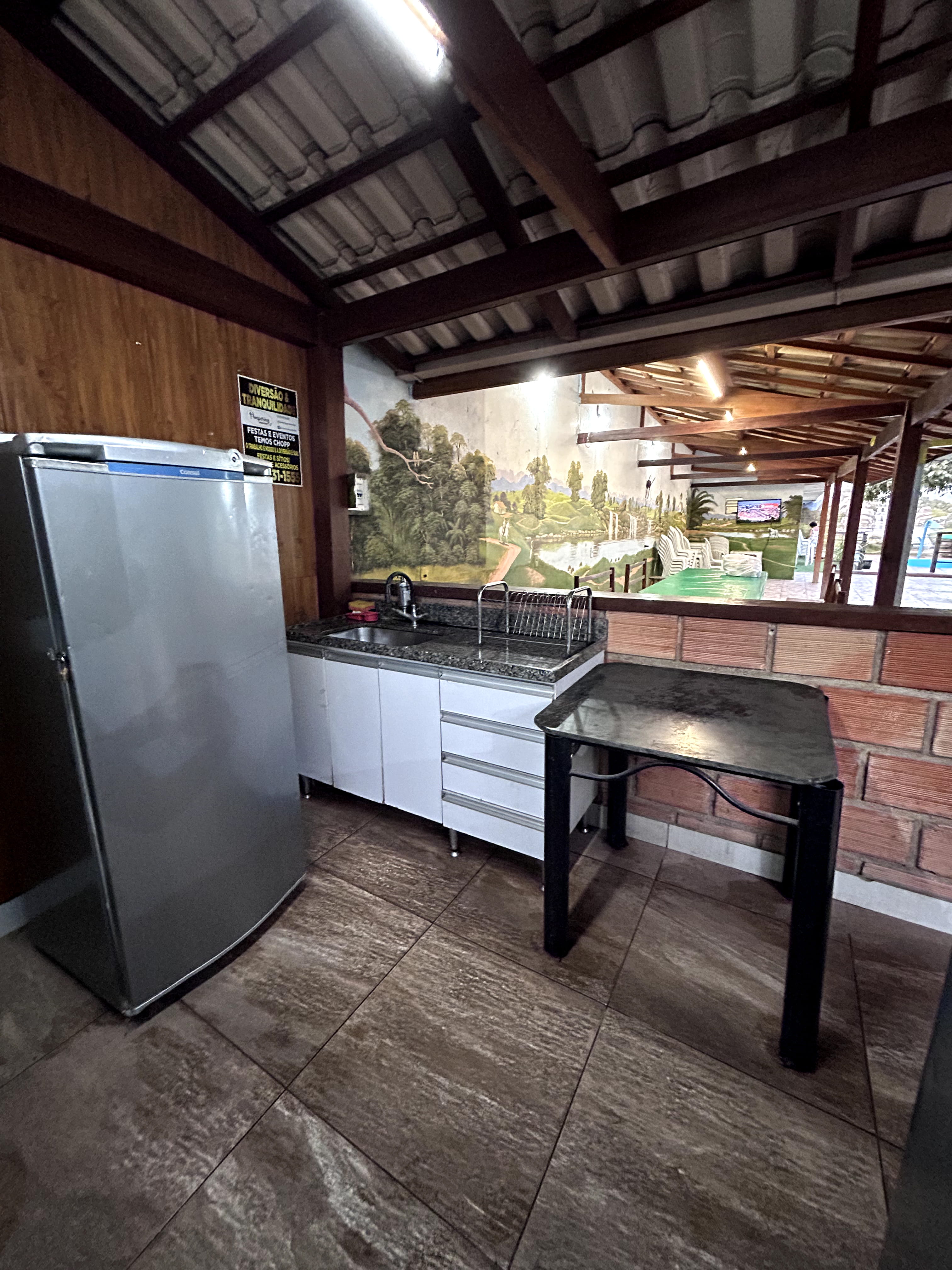 Interna cozinha fundo TV